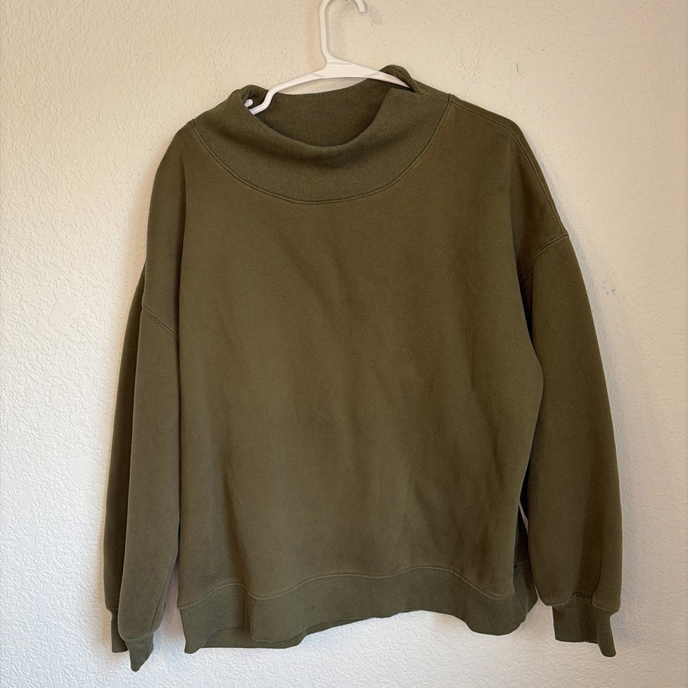 Trendy Queen Athletic Mock Neck Army Green Cotton Blend Shirt L